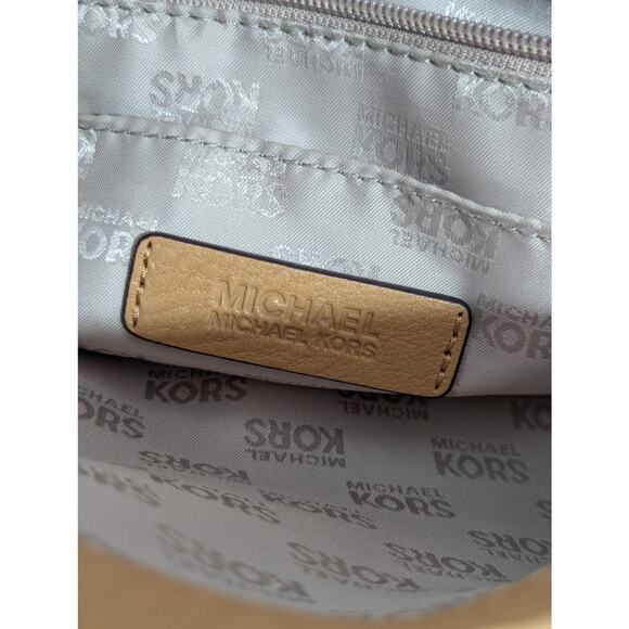 NWOT! MICHAEL KORS! ALMOND TAN/BROWN GENUINE LEATHER LARGE SHOULDER BAG, PURSE! - Picture 11 of 12